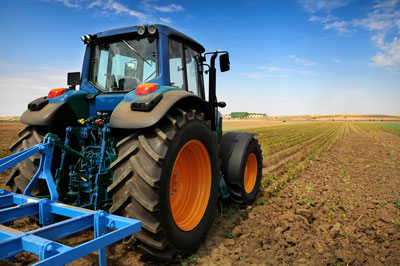 traktor.01.400x266