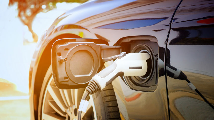 Projekt przewidujący dopłaty do zakupu pojazdów elektrycznych to pozorne wsparcie elektromobilności?