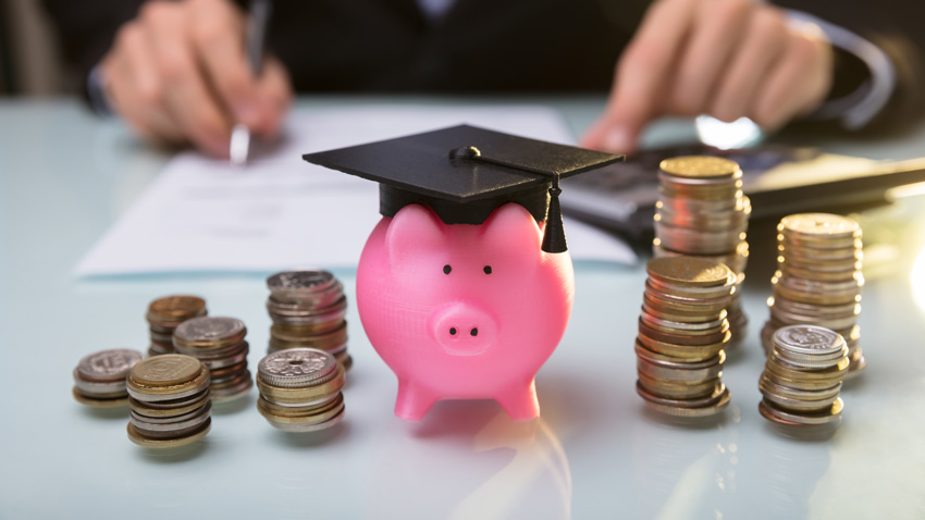 Kongres Edukacji Finansowej i przedsiębiorczości: Co drugi Polak ma problem z wiedzą finansową