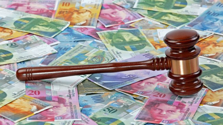 Kredyty frankowe: Rzecznik Finansowy chce zapytać TSUE o roszczenia dotyczące korzystania z kapitału
