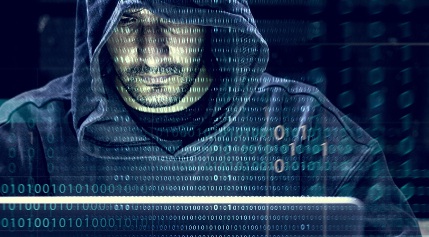 Cyberbezpieczenstwo-haker