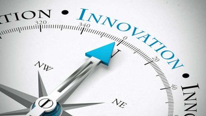 Kompas wskazujący na innowacje