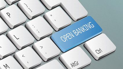 open banking, klawiatura komputera