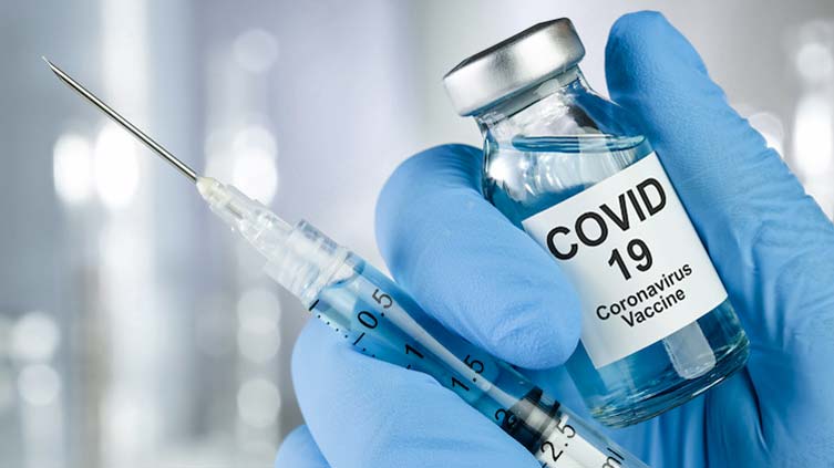 Pfizer zmniejsza dostawy szczepionek przeciwko COVID-19 dla Europy