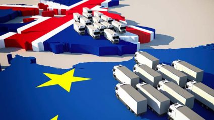 Brexit: flagi Unii Europejskiej i Wielkiej Brytanii