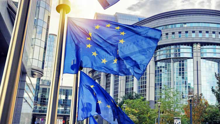 Parlament Europejski krytycznie o pozytywnej ocenie polskiego KPO przez KE