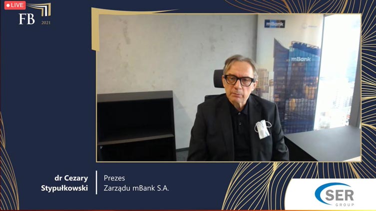Prezes mBanku na Forum Bankowym 2021: model banku „za zero” skończył się