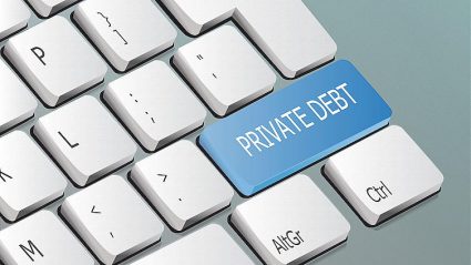 private debt, napis na klawiaturze komputerowej
