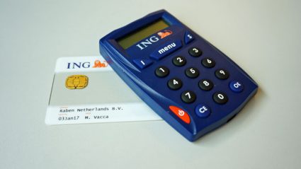 Holenderska karta ING i terminal płatniczy