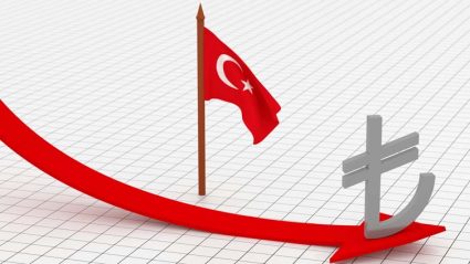 Turecka lira, flaga Turcji i strzałka w dół