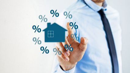 Model domu i znaki procentów