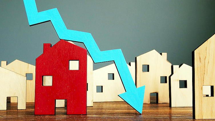 Ceny mieszkań zaczęły spadać, ale nadal są wyższe niż rok temu