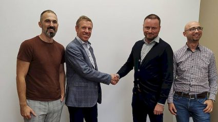 od lewej_ Łukasz Bargieł (Vimanet COO), Eero Tohver (Uptime CEO), Krzysztof Korbel (Vimanet CEO) and Paweł Madurski (Vimanet CTO)
