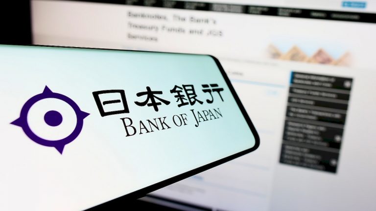 Bank of Japan napis w smartfonie